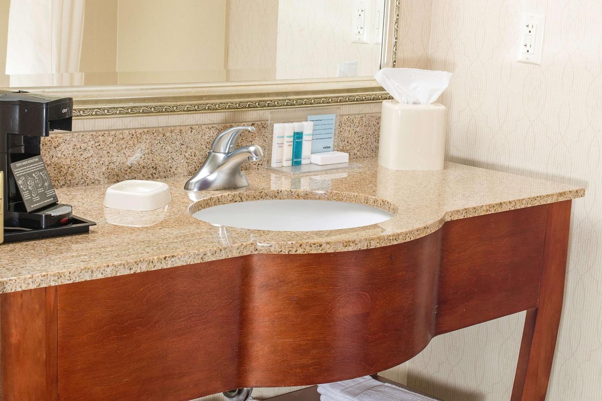 Hampton Inn Littleton Bagian luar foto