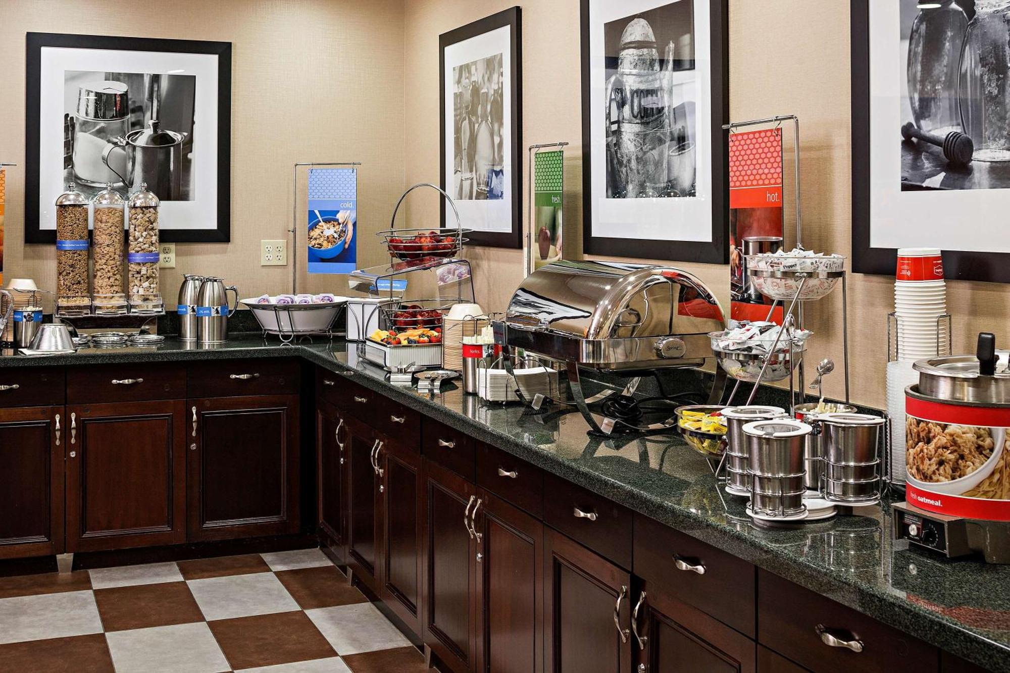 Hampton Inn Littleton Bagian luar foto
